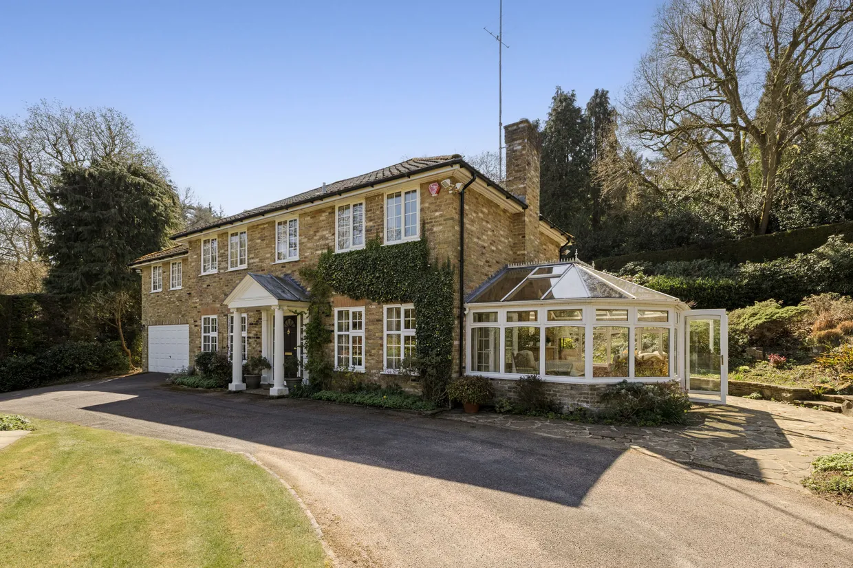Star Hill Drive, Churt, Farnham, GU10 photo 19