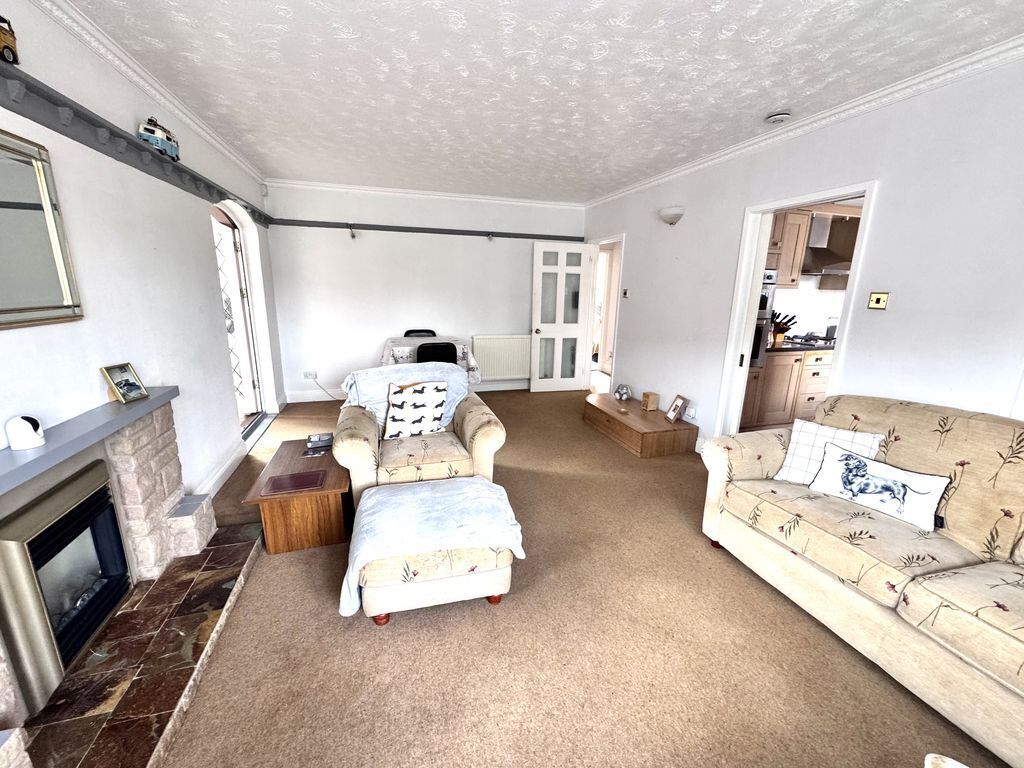 Launceston Drive, Nuneaton Image 4