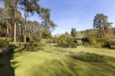 Star Hill Drive, Churt, Farnham, GU10 photo 22