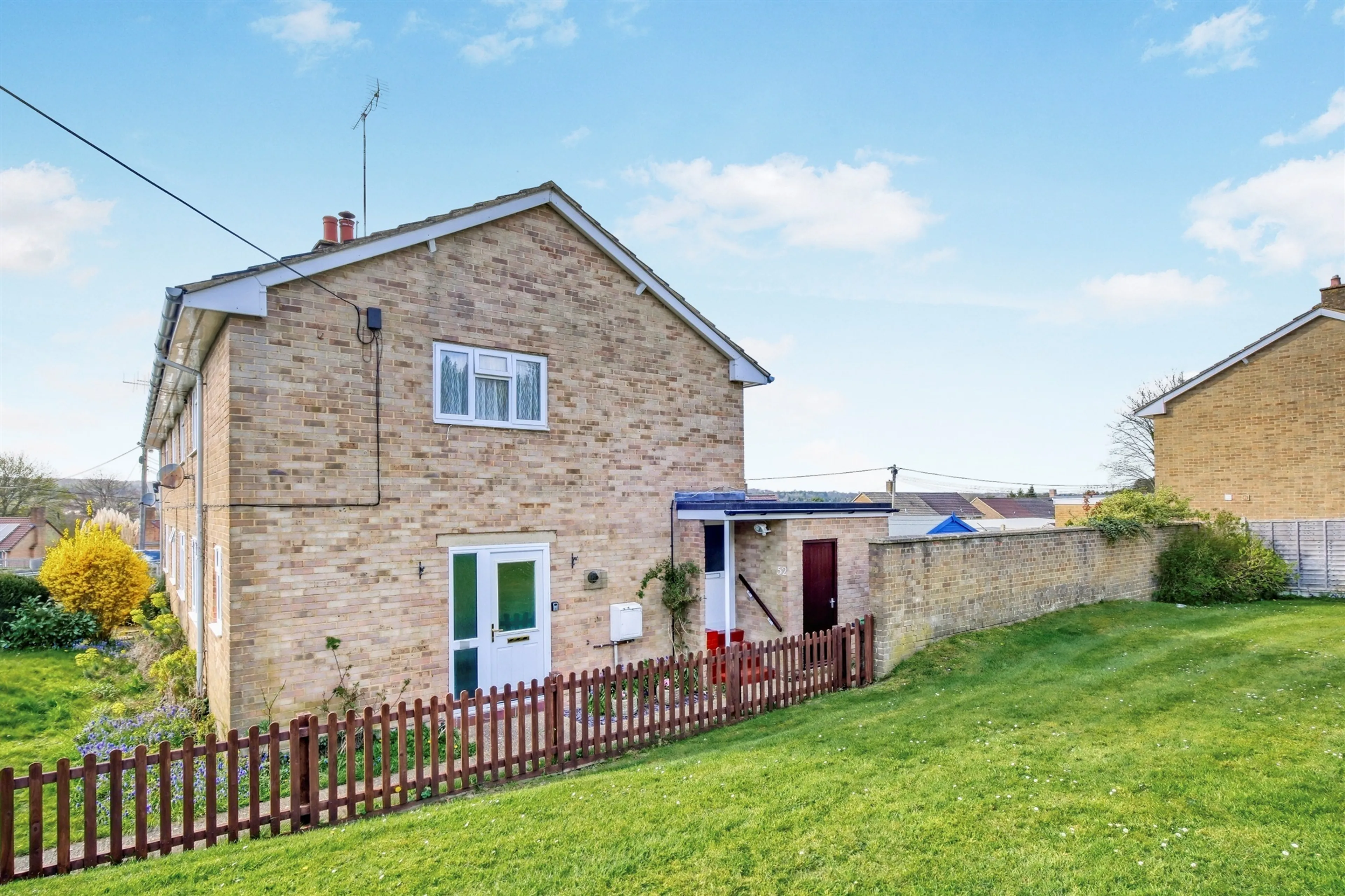 Property photo 0