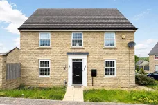Hewenden Drive, Cullingworth, BRADFORD