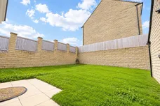 Hewenden Drive, Cullingworth, BRADFORD