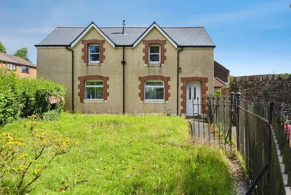 Cemetery Road, Treboeth, Swansea, SA5