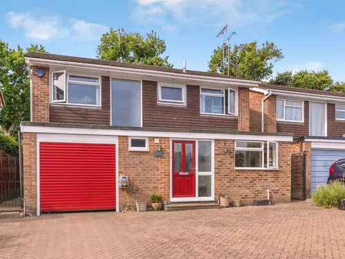Bramley Close, Waterloovillephoto