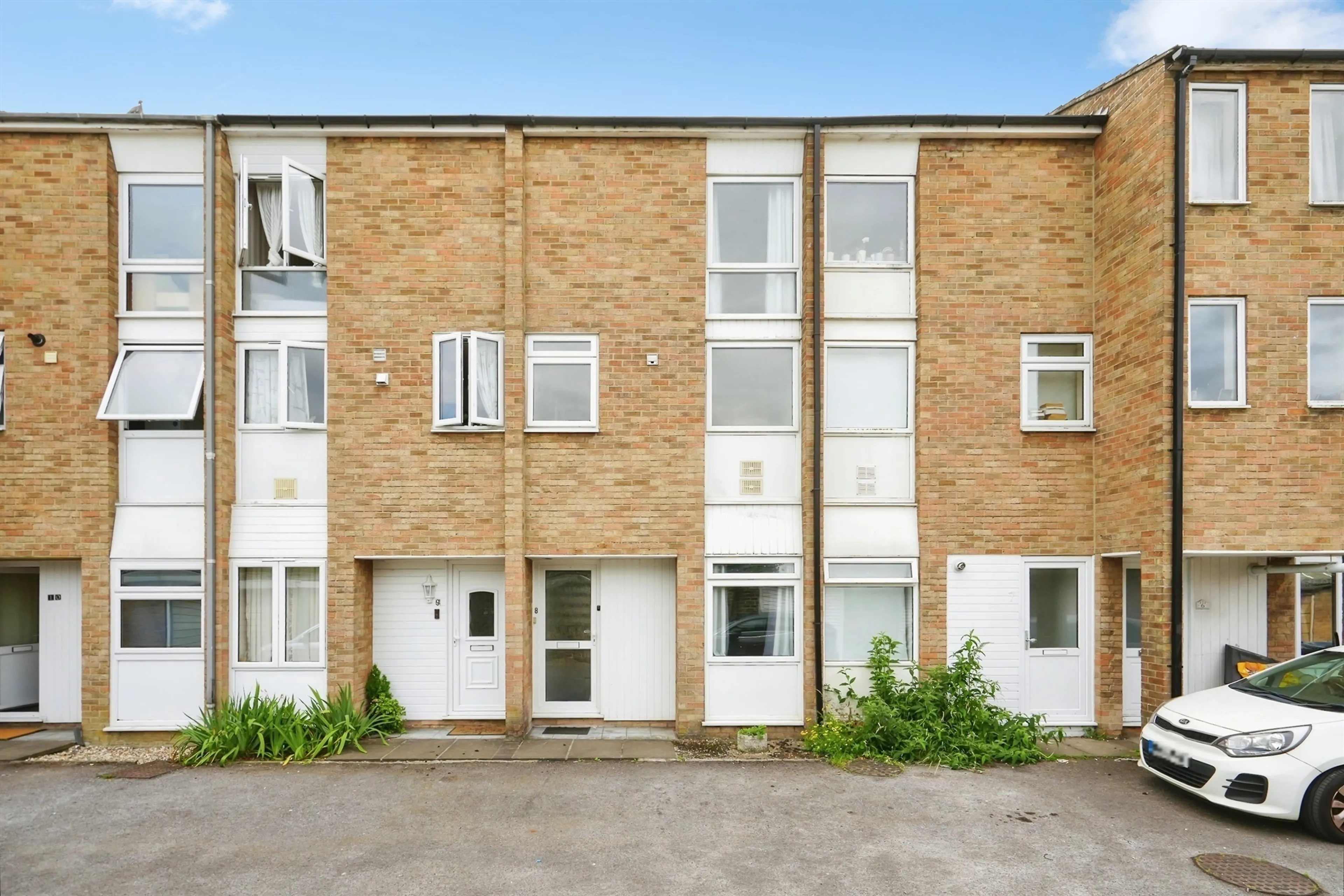 Property photo 0