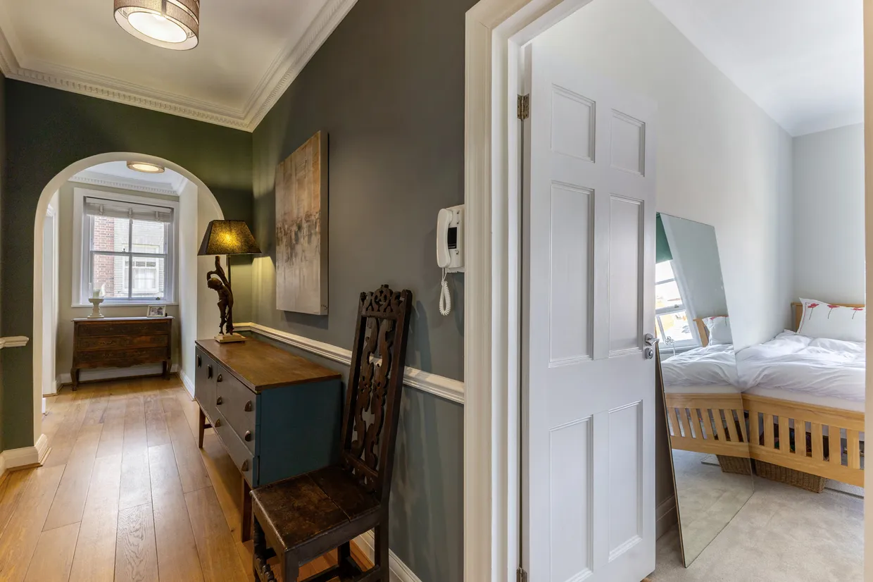 St. Loo Avenue, London, SW3 photo 2