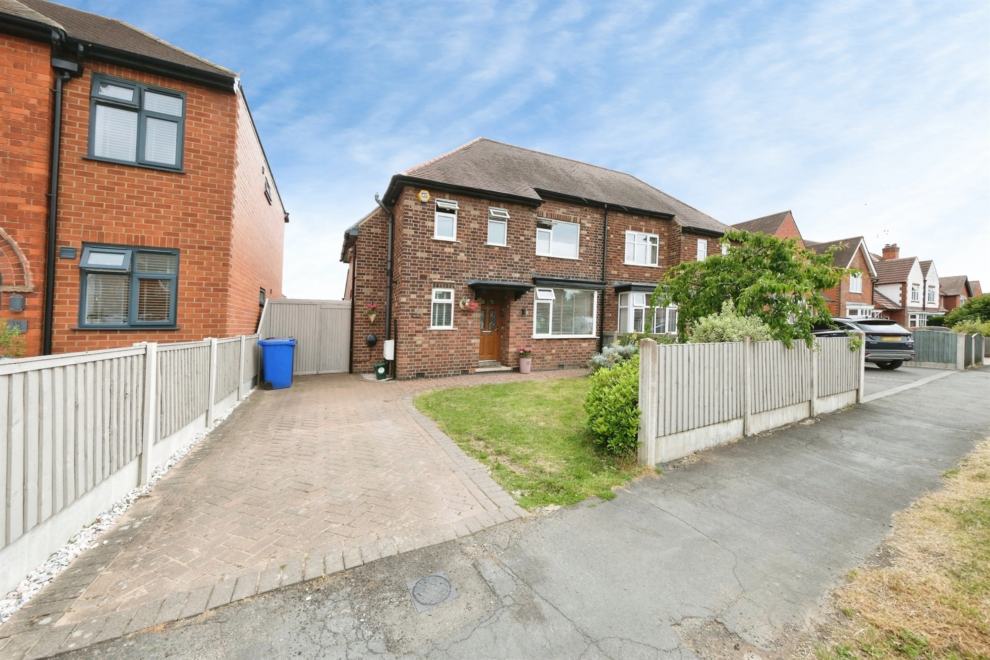 Property photo 0