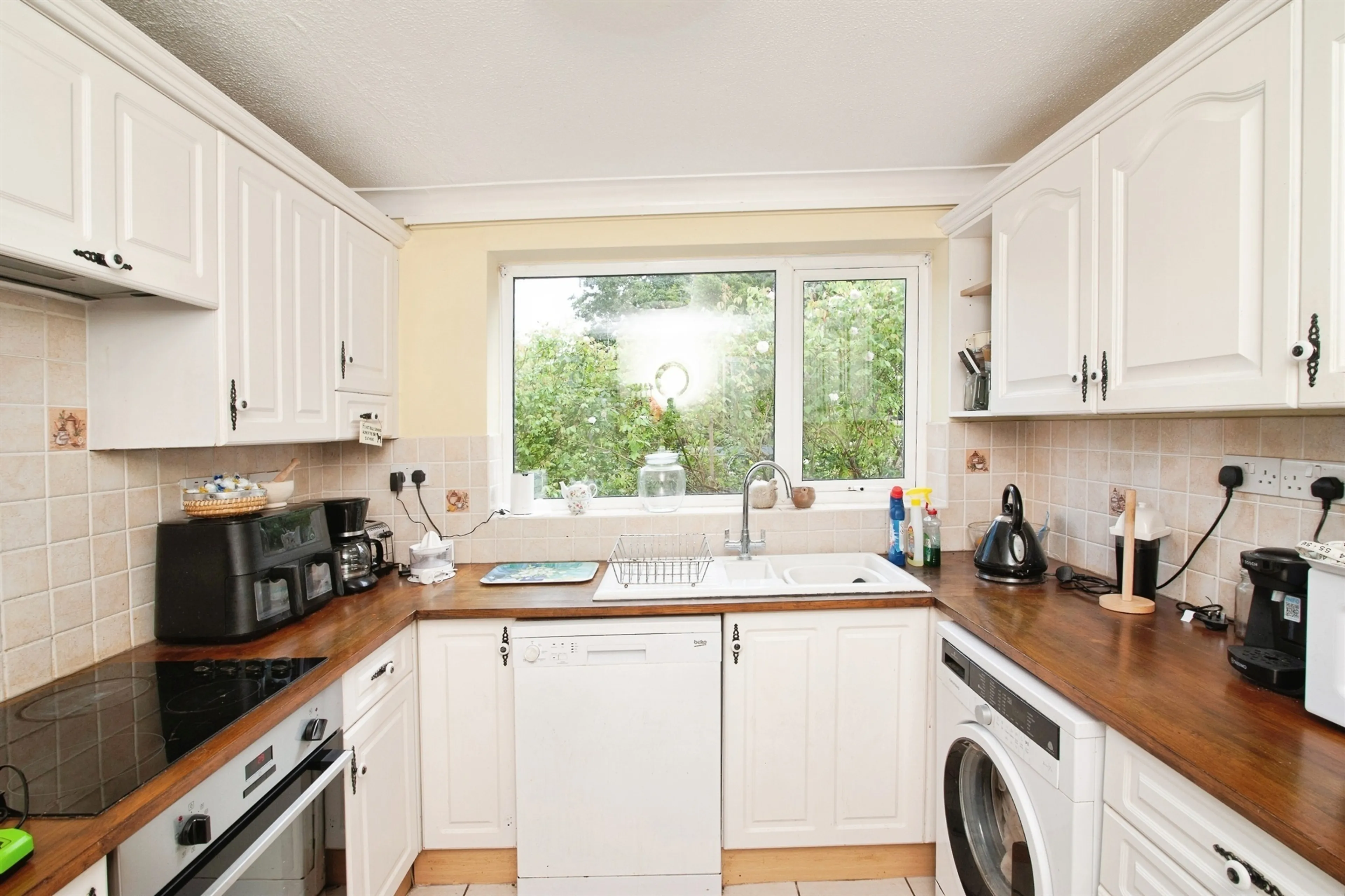 Property at Cresta Close, Polegate