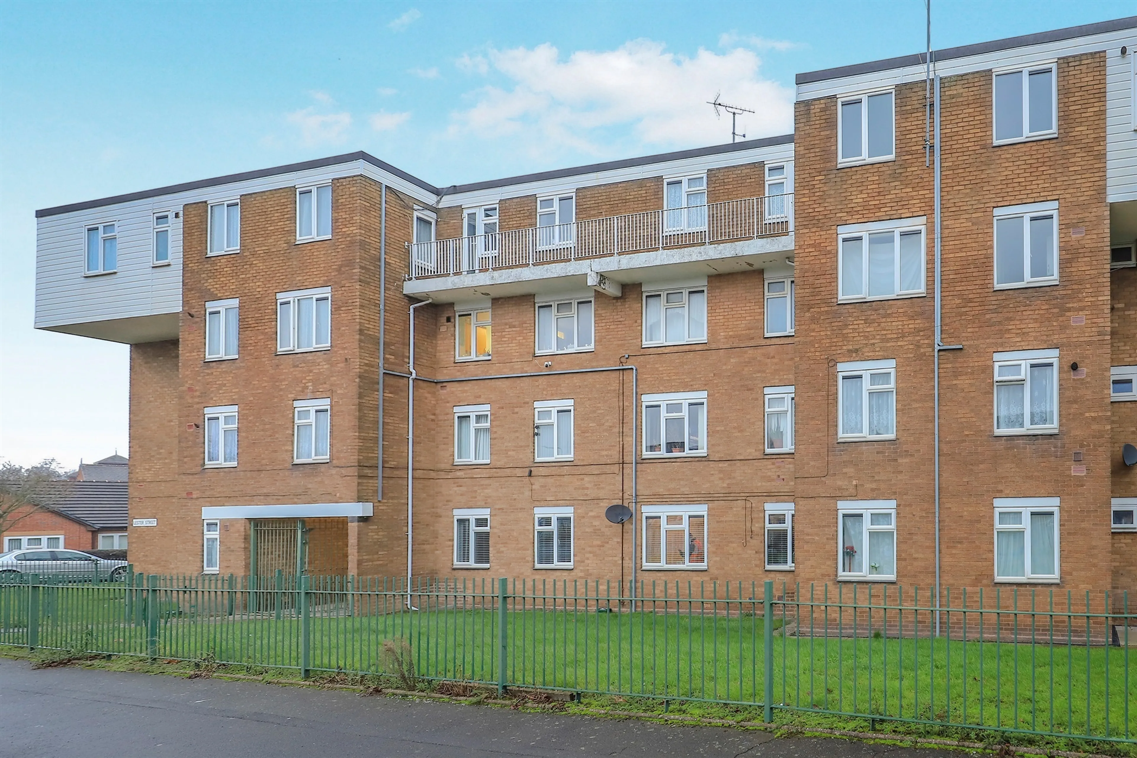 Property photo 0