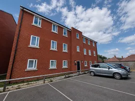 Elizabeth Court, WAKEFIELD photo