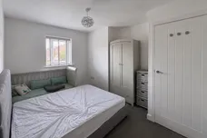 Elizabeth Court, WAKEFIELD