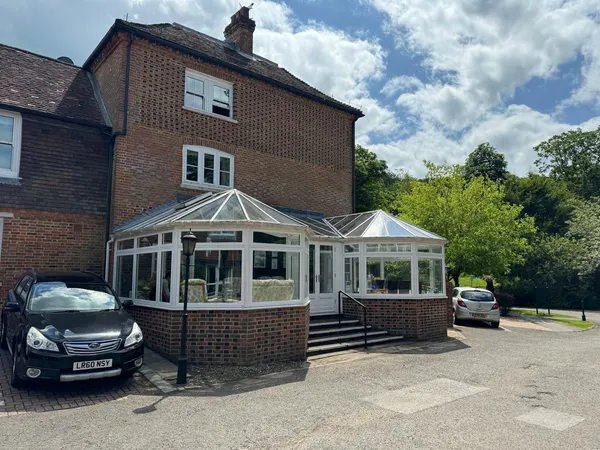 Tanners Lane, GU27