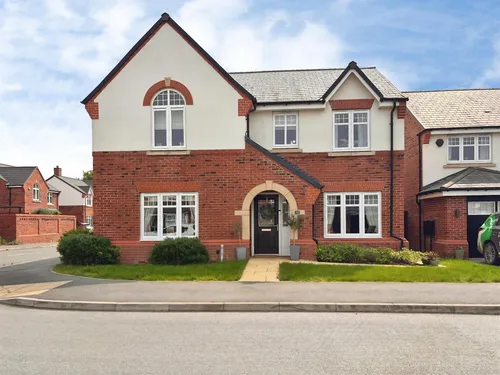 Bacopa Drive, Retfordphoto