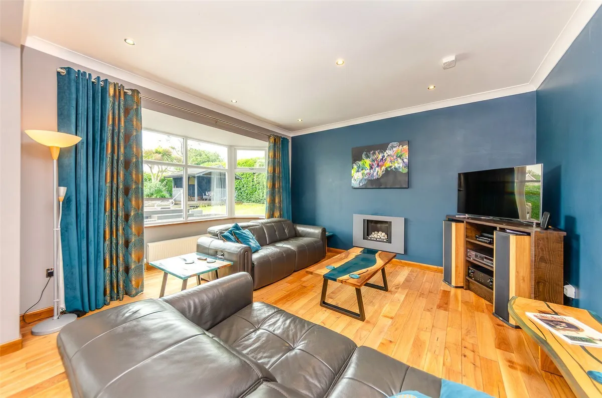 Llanrug, Caernarfon, Gwynedd, LL55