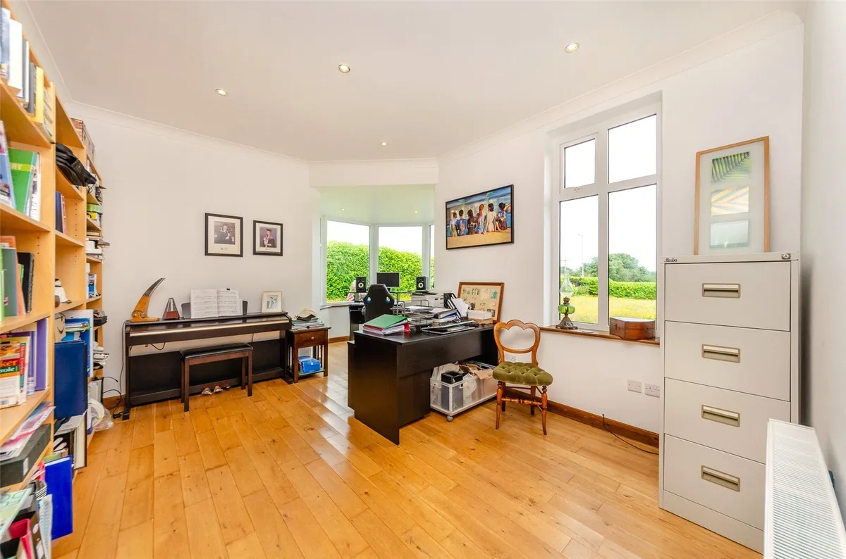 Llanrug, Caernarfon, Gwynedd, LL55