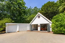 St. Anns Hill Road, Chertsey, KT16 photo 17