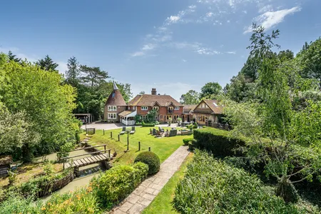 Pikes Lane, Crowhurst, RH7