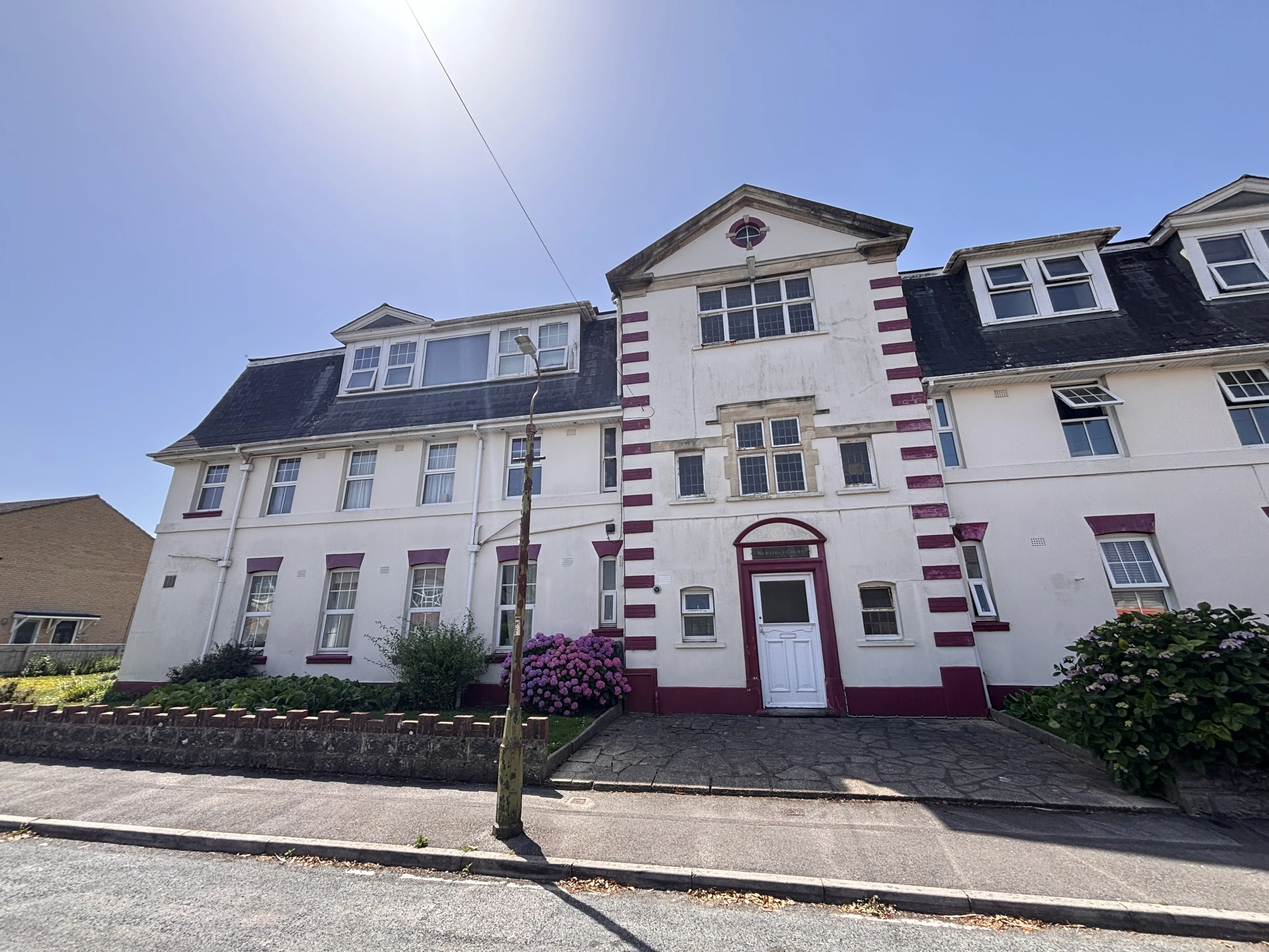 Property photo 0