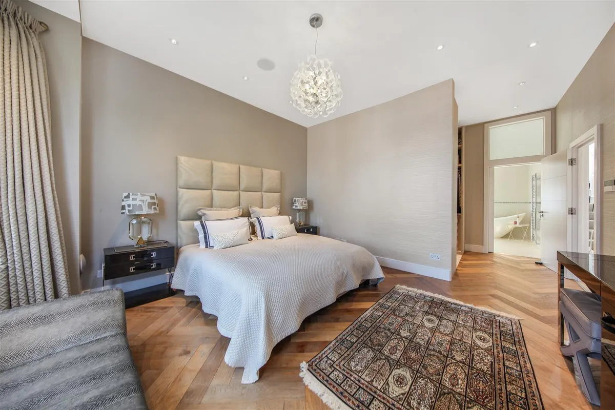 Walm Lane, London, NW2
