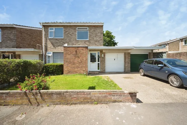 Hadleigh Close, BEDFORD, Bedfordshire...