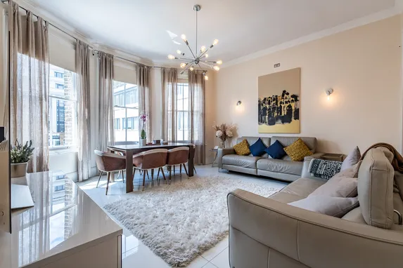 Kensington Court, LONDON, W8