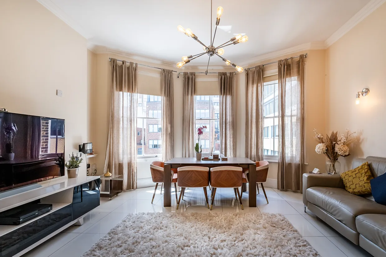 Kensington Court, LONDON, W8 photo 3