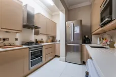 Kensington Court, LONDON, W8 photo 8