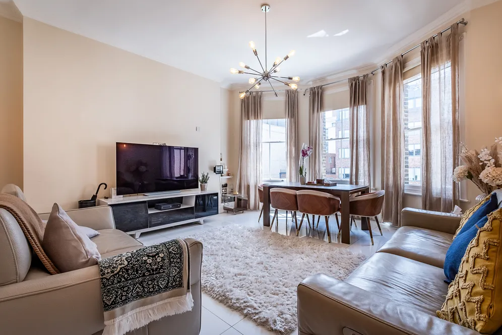 Kensington Court, LONDON, W8 photo 14