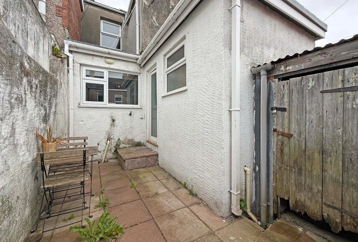 Eleanor Street, Caernarfon, Gwynedd, LL55
