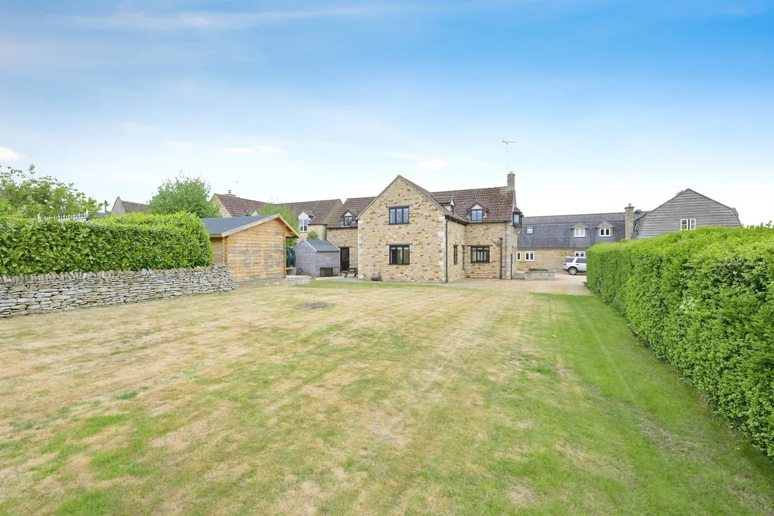 Property photo 11