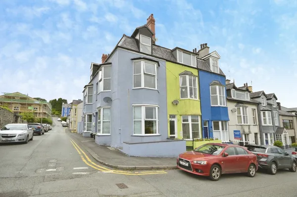 Beach Road, Menai Bridge, Isle of Ang...