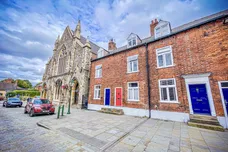 Bailgate, LINCOLN