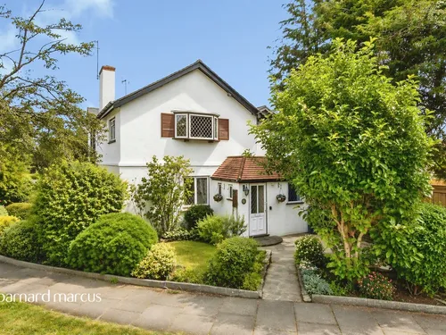 Hylands Close, Epsomphoto