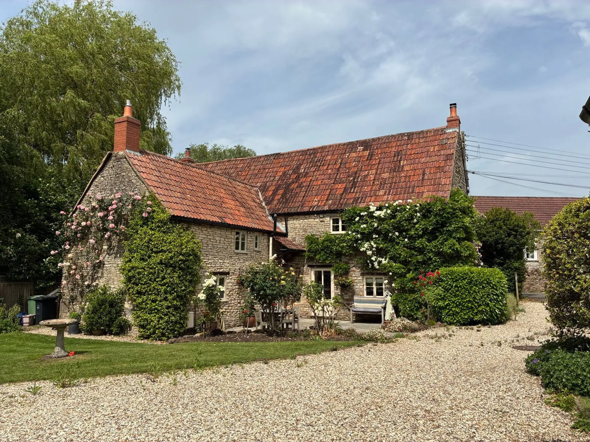 https://mr0.homeflow-assets.co.uk/files/photo/image/47756/9828/_x_/57461126.jpg