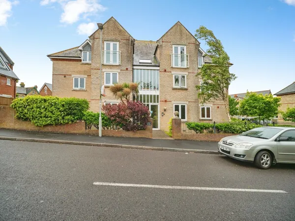 Cross Road, Weymouth, Dorset, DT4
