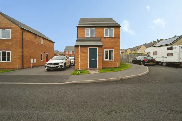 Lapwing Close, Hapton, Burnley, Lanca...