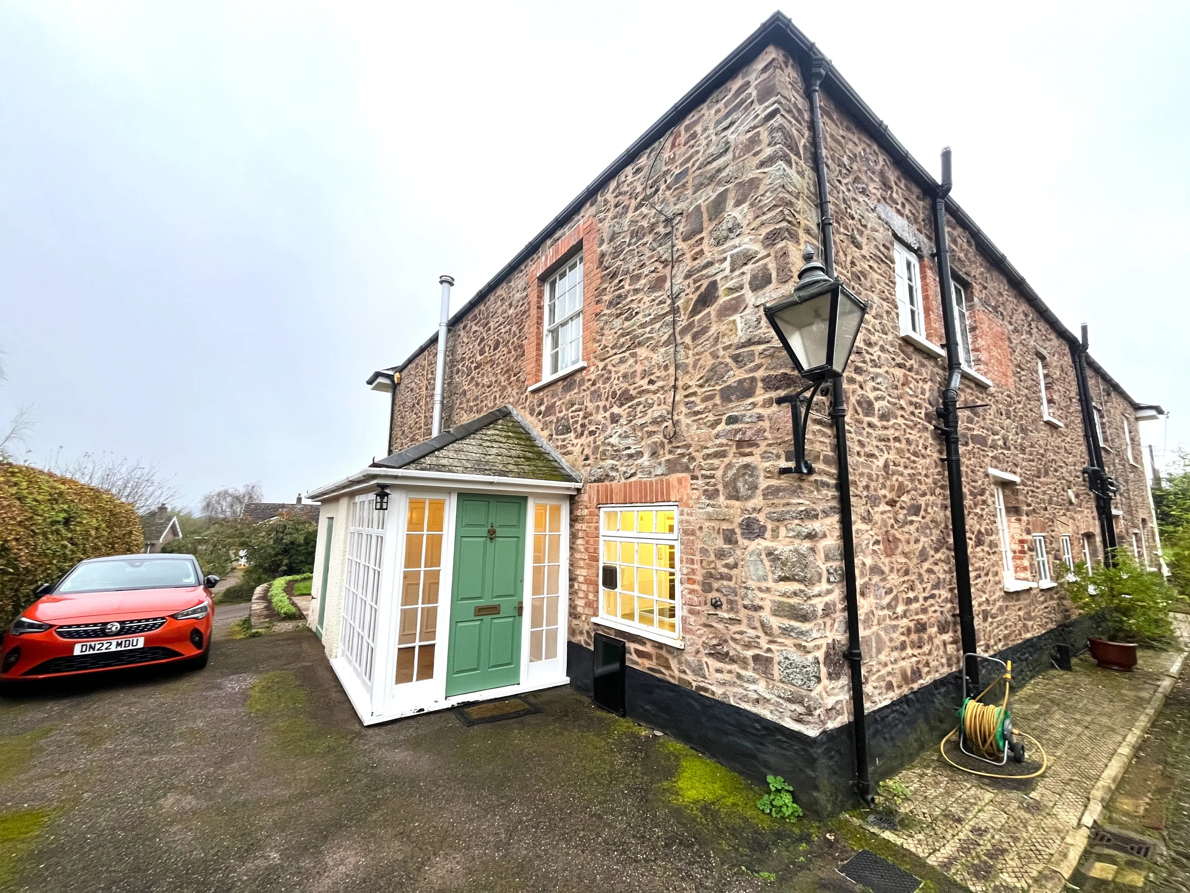 Property photo 0
