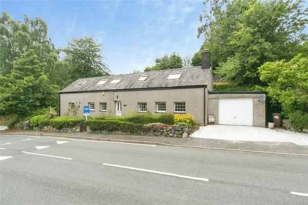 Hen Durnpike, Tregarth, Bangor, Gwyne...