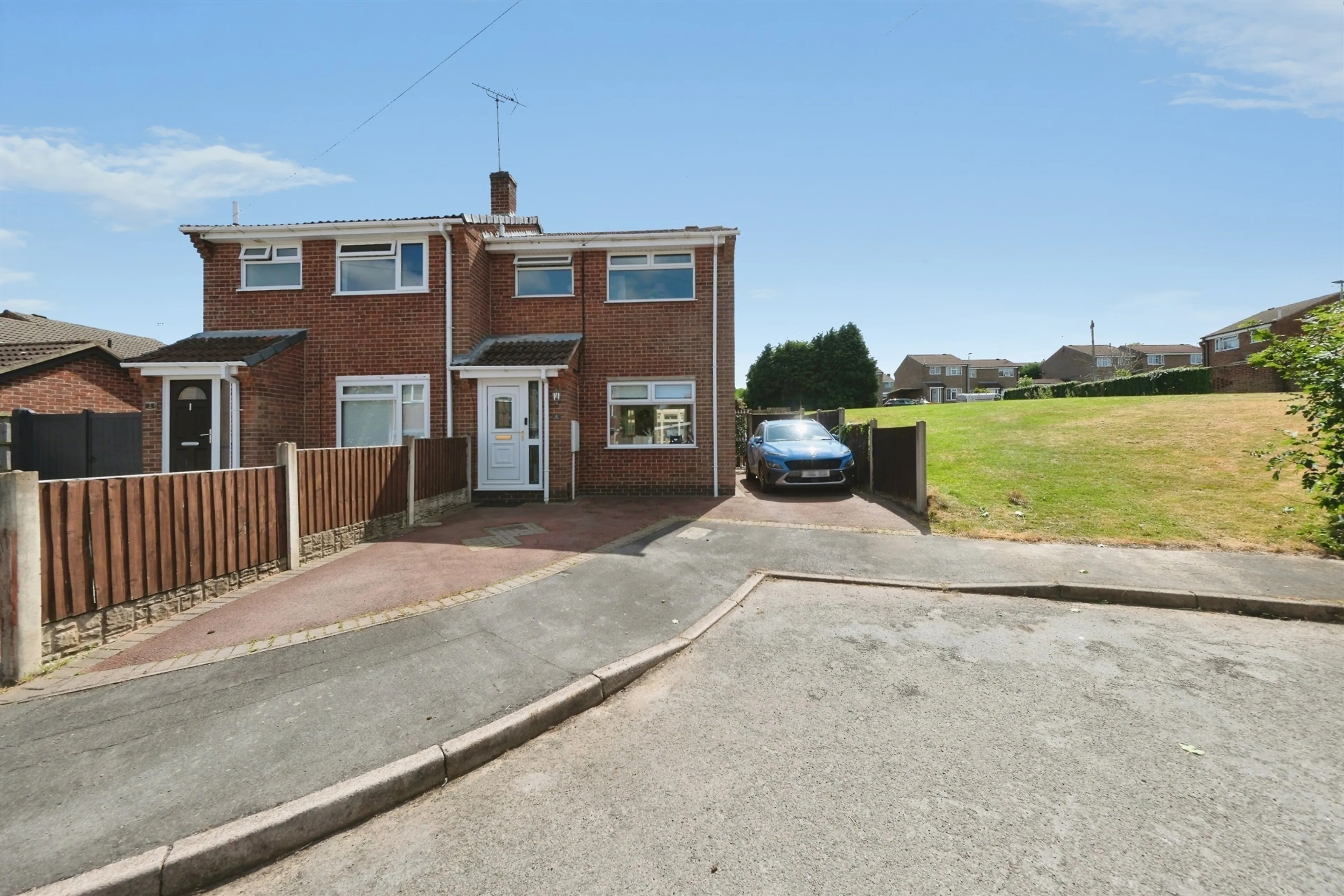 Property photo 0