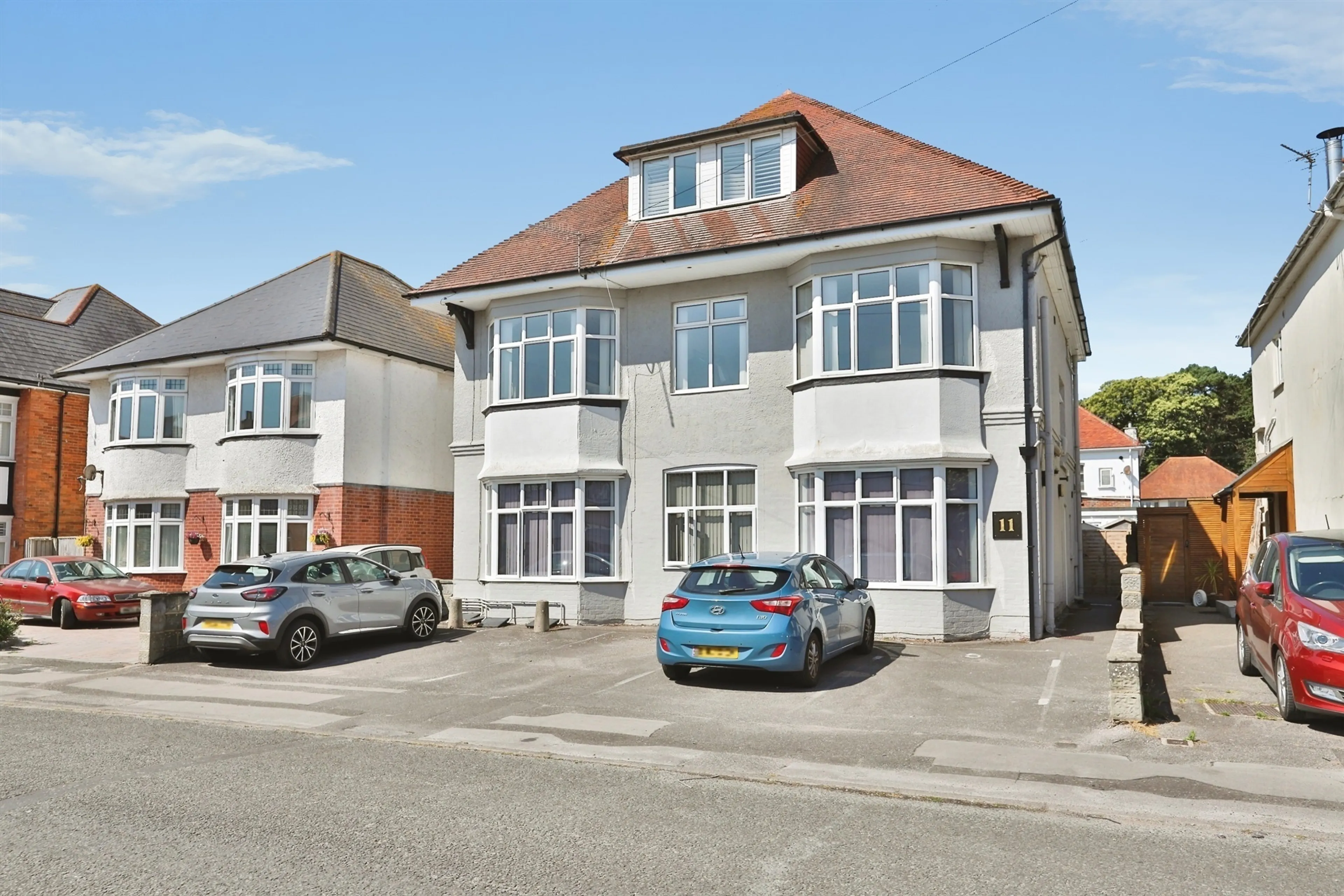 Property photo 0