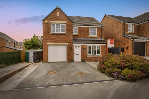 Rock House Way, OSSETT, West Yorkshir...