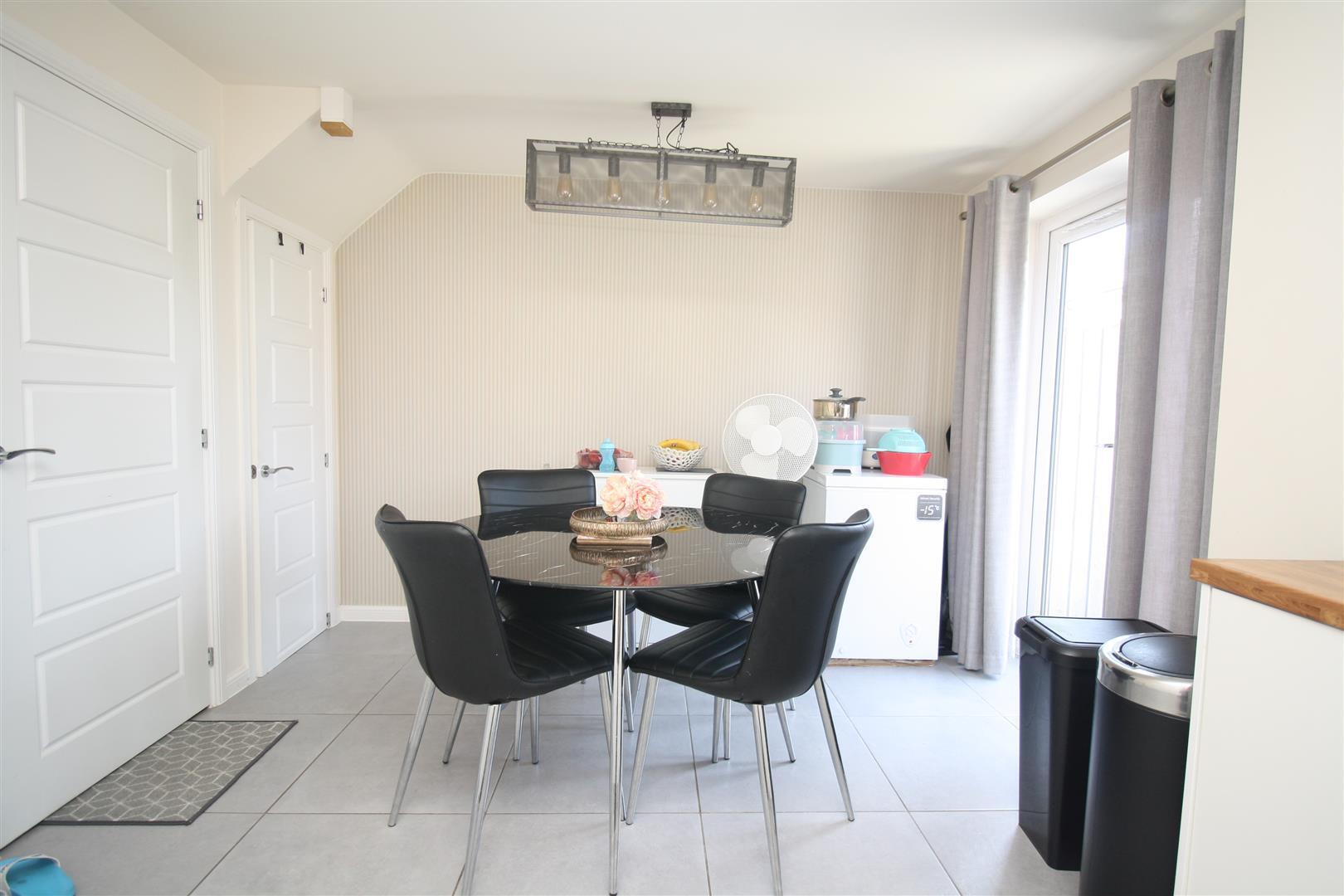 Sheppard Grove, Eagle Farm South, Milton Keynes Image 9