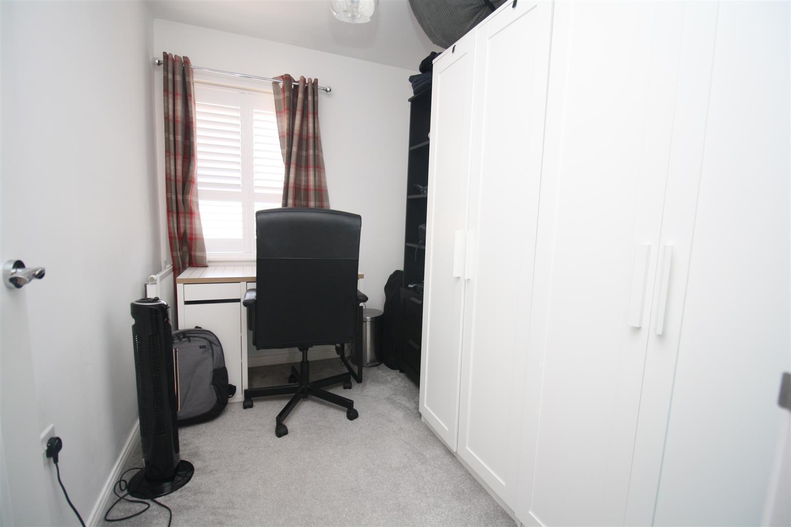 Sheppard Grove, Eagle Farm South, Milton Keynes Image 13