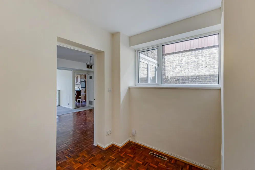 Crouchmans Close, London, SE26 photo 14