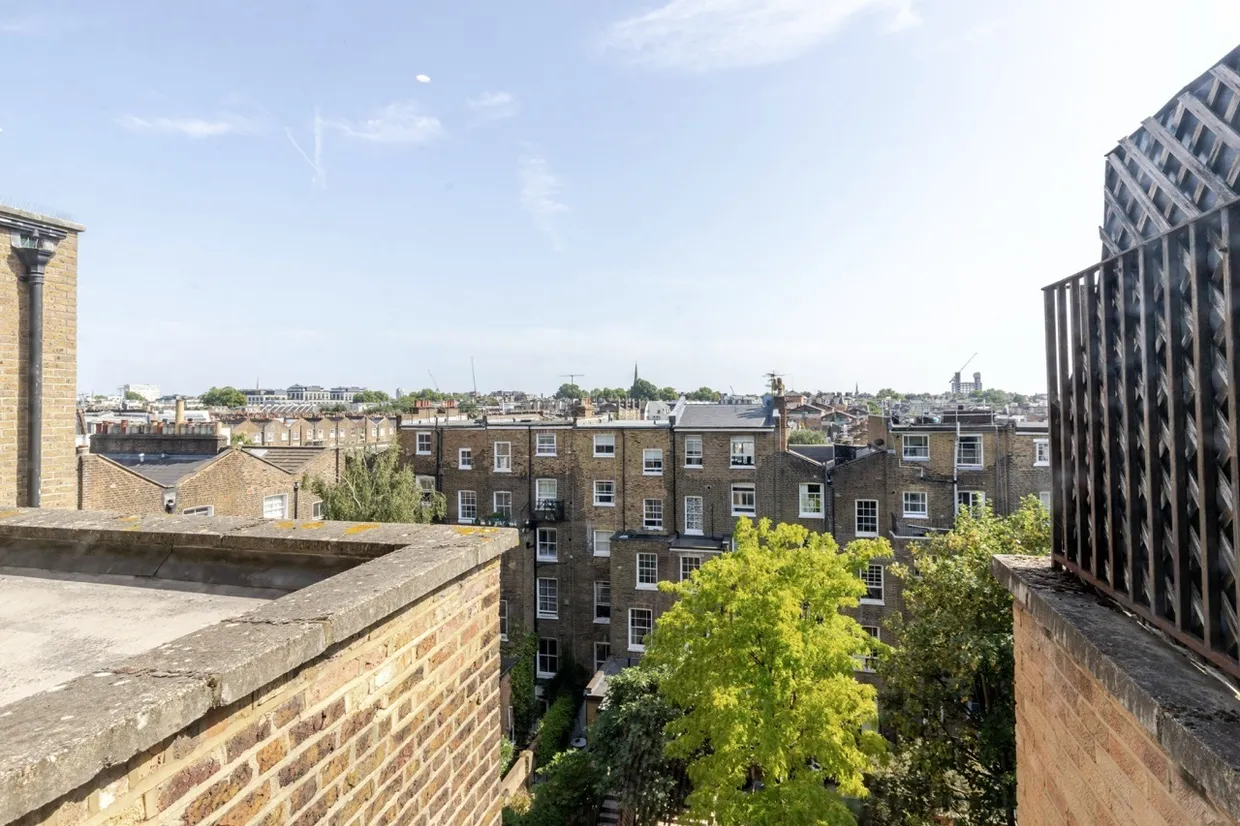 St Stephen's Gardens, London, W2 photo 3