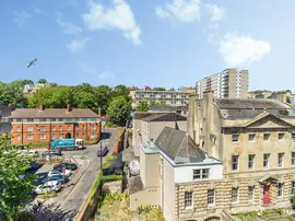 Montague Street, Bristol thumb 3