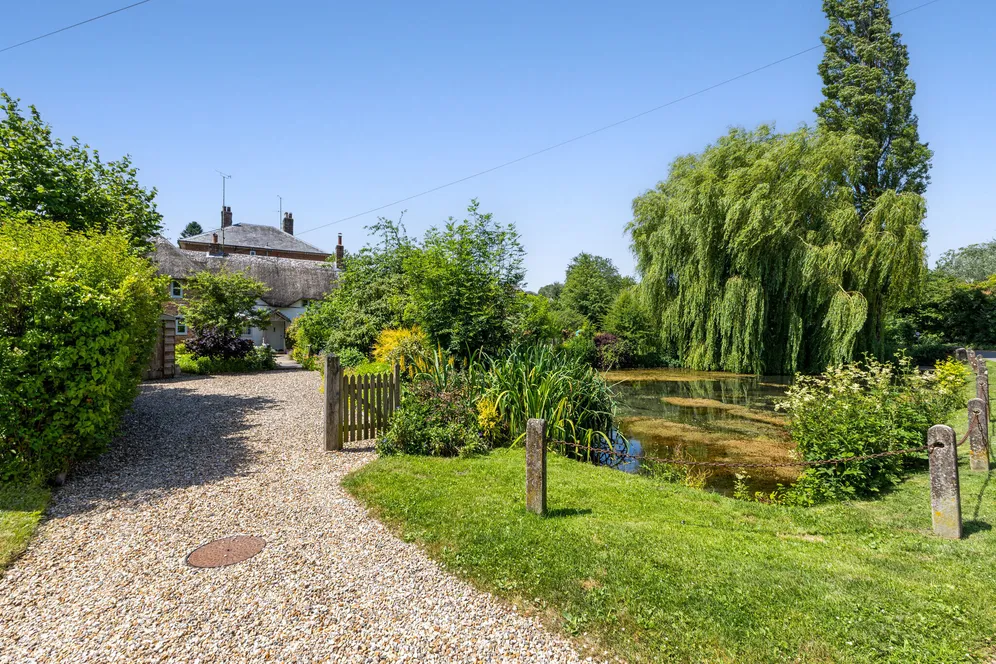 Wilton, Marlborough, SN8 photo 6