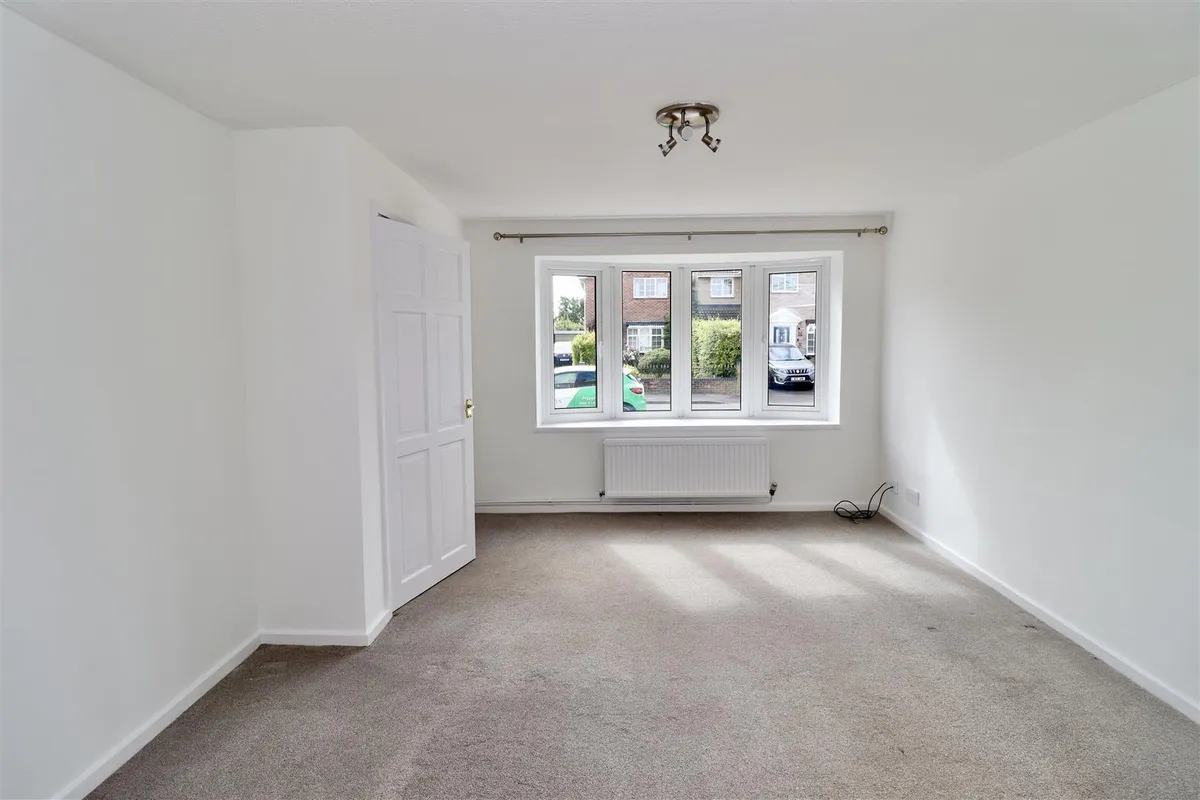 Langrick Avenue, Howden