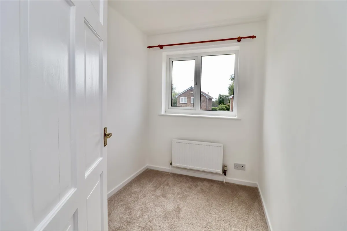 Langrick Avenue, Howden