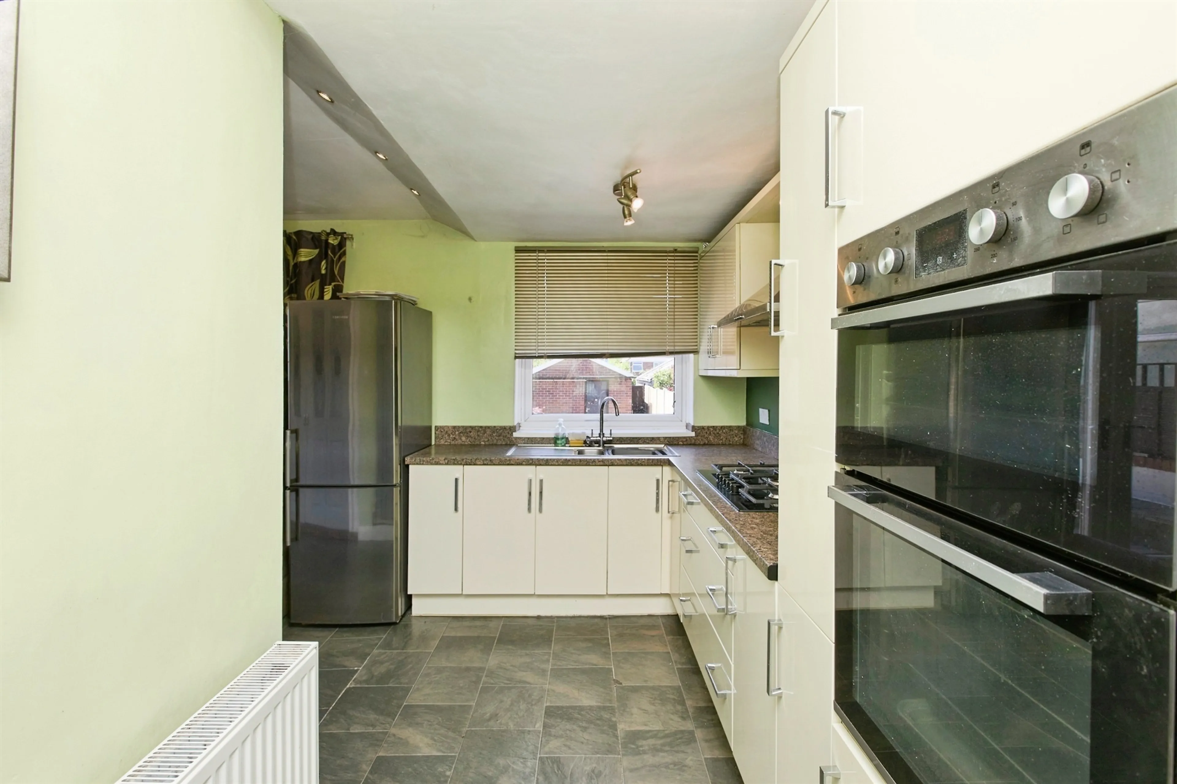 Property photo 32